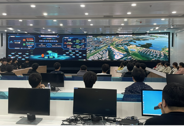 數計學院組織2023級學生開展信息系統運行維護服務認知實習活動